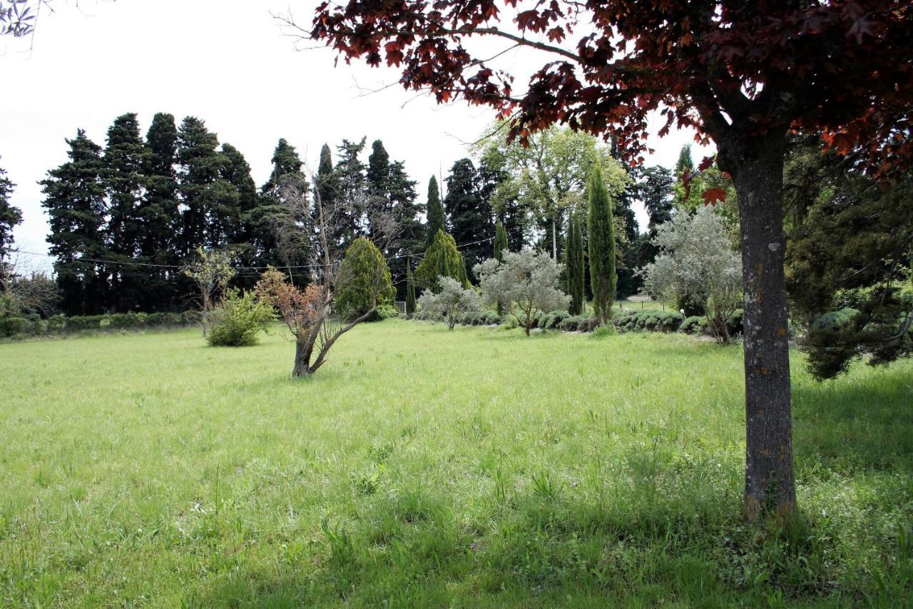 La Caumontoise Caumont-sur-Durance Exterior foto